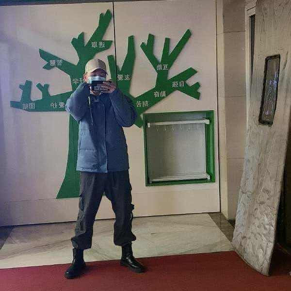 24岁岁河北单身帅哥 - 中卫吉缘网