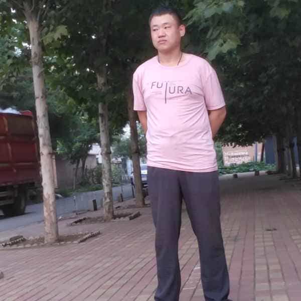 35岁岁河北单身帅哥 - 中卫吉缘网