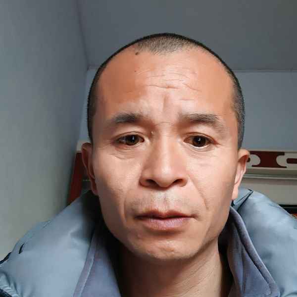 43岁岁河南单身帅哥 - 中卫吉缘网