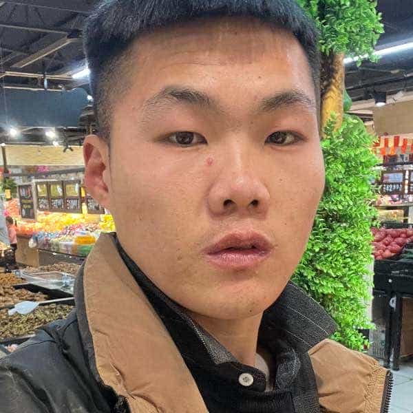 28岁岁河南单身帅哥 - 中卫吉缘网