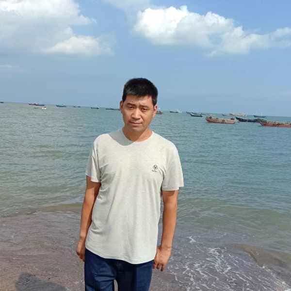44岁岁辽宁单身帅哥 - 中卫吉缘网