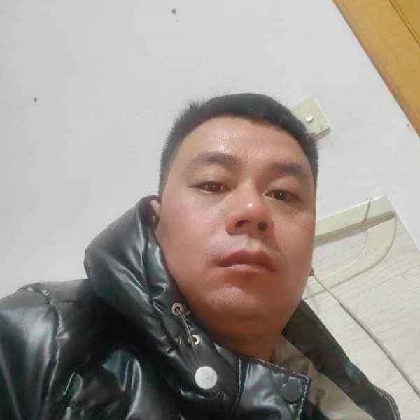 35岁岁河北单身帅哥 - 中卫吉缘网