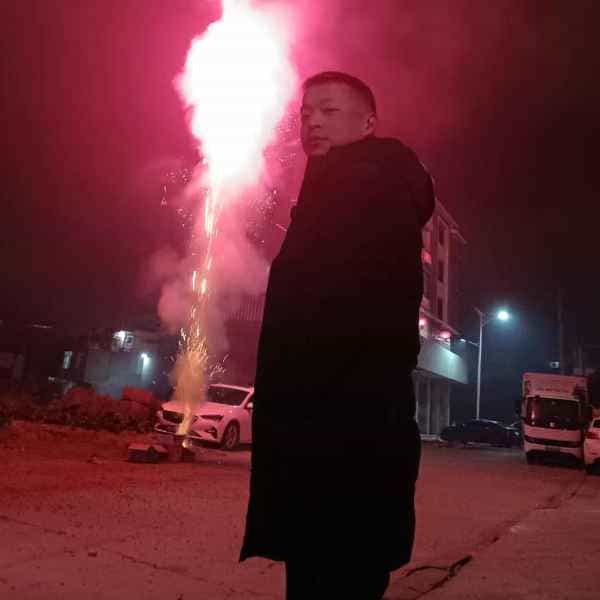 38岁岁四川单身帅哥 - 中卫吉缘网