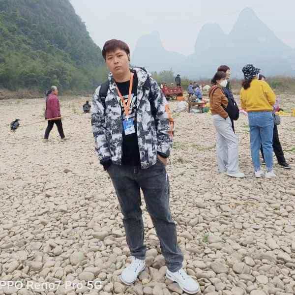 35岁岁浙江单身帅哥 - 中卫吉缘网