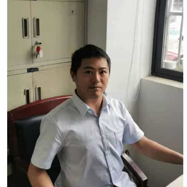 35岁岁河南单身帅哥 - 中卫吉缘网