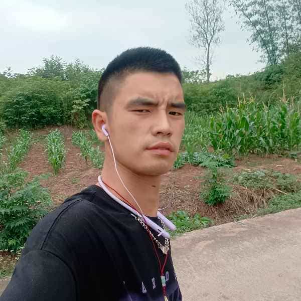 35岁岁四川单身帅哥 - 中卫吉缘网
