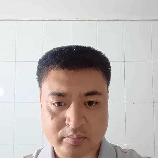 42岁岁山东单身帅哥 - 中卫吉缘网
