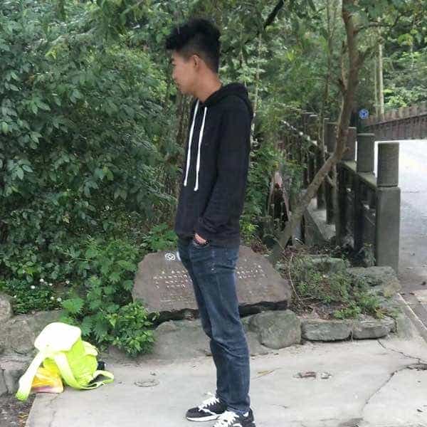 27岁岁四川单身帅哥 - 中卫吉缘网