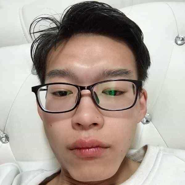 23岁岁河南单身帅哥 - 中卫吉缘网