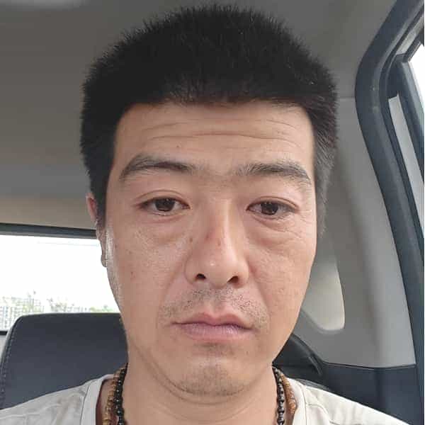 38岁岁河南单身帅哥 - 中卫吉缘网